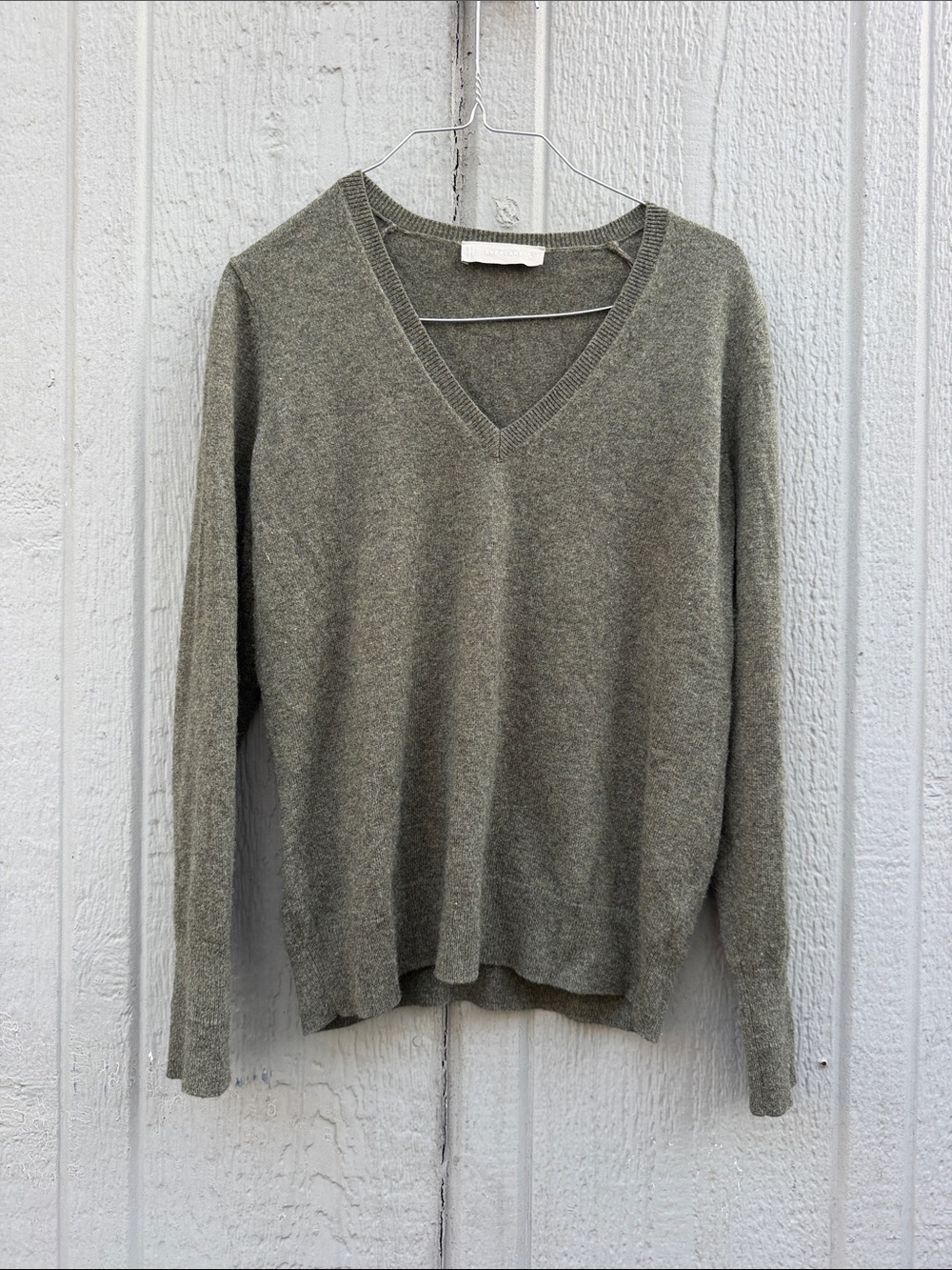 Everlane Green Olive 100% Cashmere V-Neck Women's Sweater Size: S